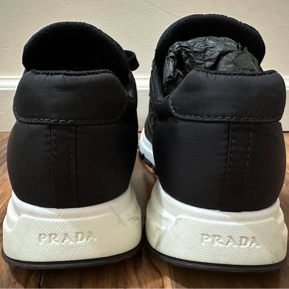 Prada Mens Nylon Trainers - Preowned- like new w/ boxs & dust bag - Picture 3 of 10